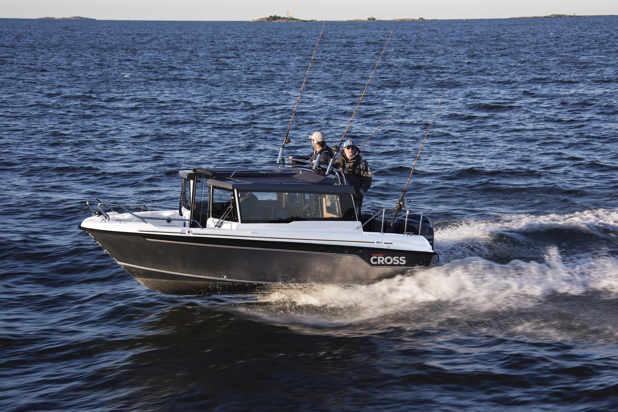 YAMARIN CROSS 60 CABIN 2024 motorový čln hliníkový