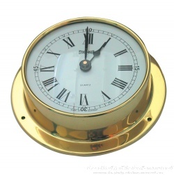 Hodiny Quarz s rímskymi číslicami