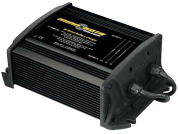MINN KOTA MK330 automatická palubná nabíjačka 3x10A, 12V