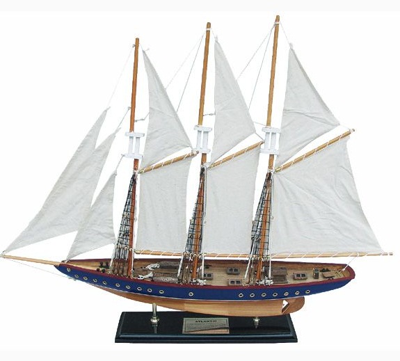 Model plachetnice ATLANTIC - 71 cm