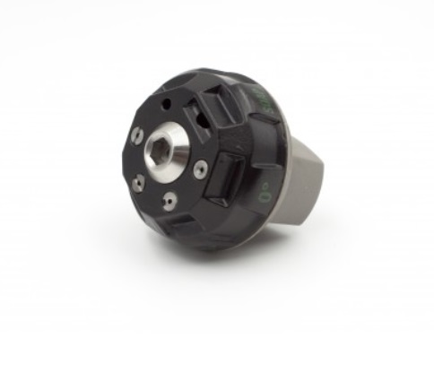 Prestaviteľná dýza