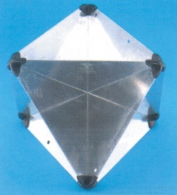 Radarový reflektor čtyřstěnný 40 cm