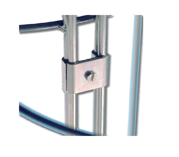 Univerzálny bočný adaptér pre spájanie košov na fendre